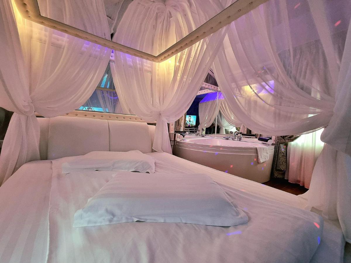 Anadi Hotel Boutique Only Adult براشوف المظهر الخارجي الصورة